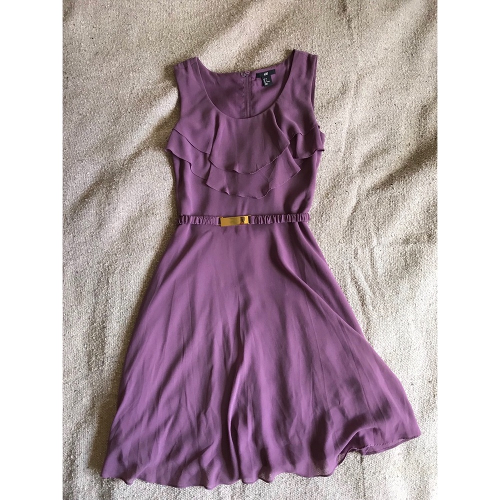 Flowy belted H&M dress